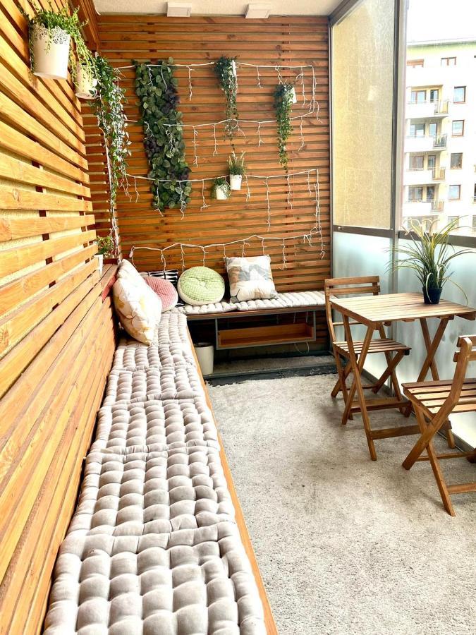 Bezagenta 2 Bedroom With Balcony Fast Wifi/Free Underground Parking Warsawa Bagian luar foto