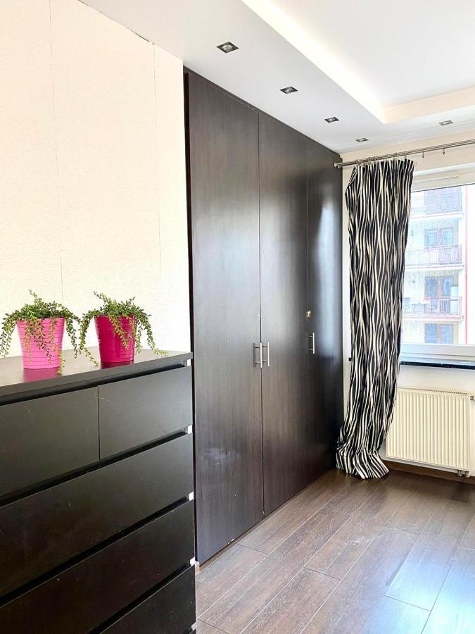Bezagenta 2 Bedroom With Balcony Fast Wifi/Free Underground Parking Warsawa Bagian luar foto